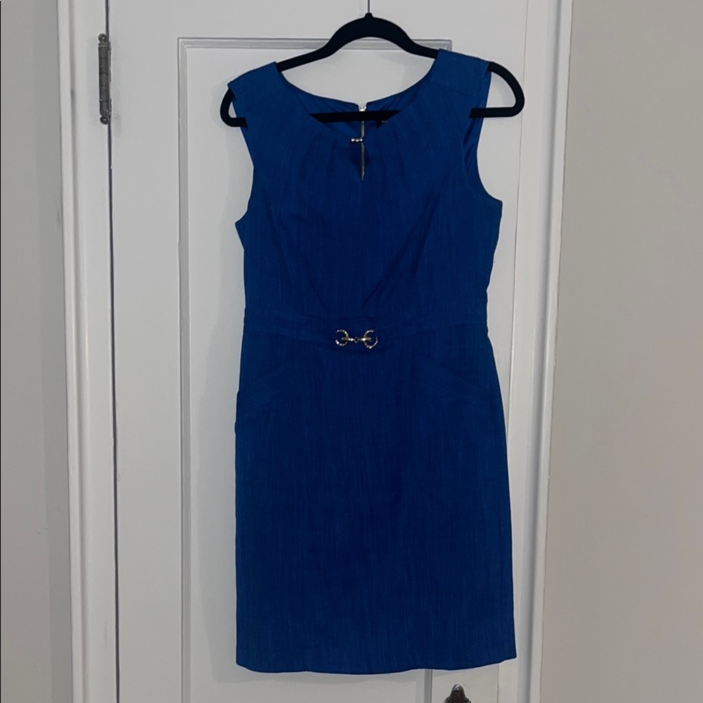 Elegant Blue Sleeveless Dress